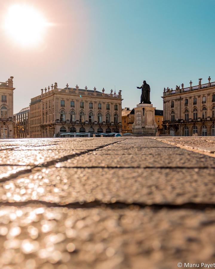 Grand Hotel De La Reine - Place Stanislas Нанси Екстериор снимка