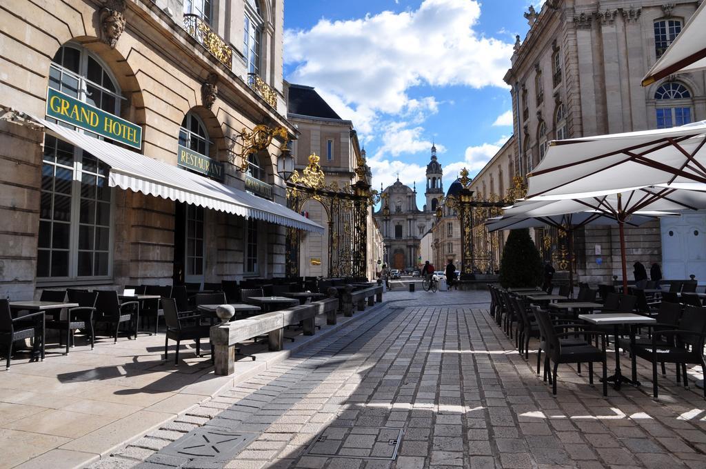 Grand Hotel De La Reine - Place Stanislas Нанси Екстериор снимка